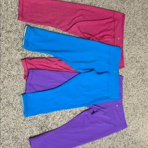 3 pairs of Lululemon leggings - selling as a lot